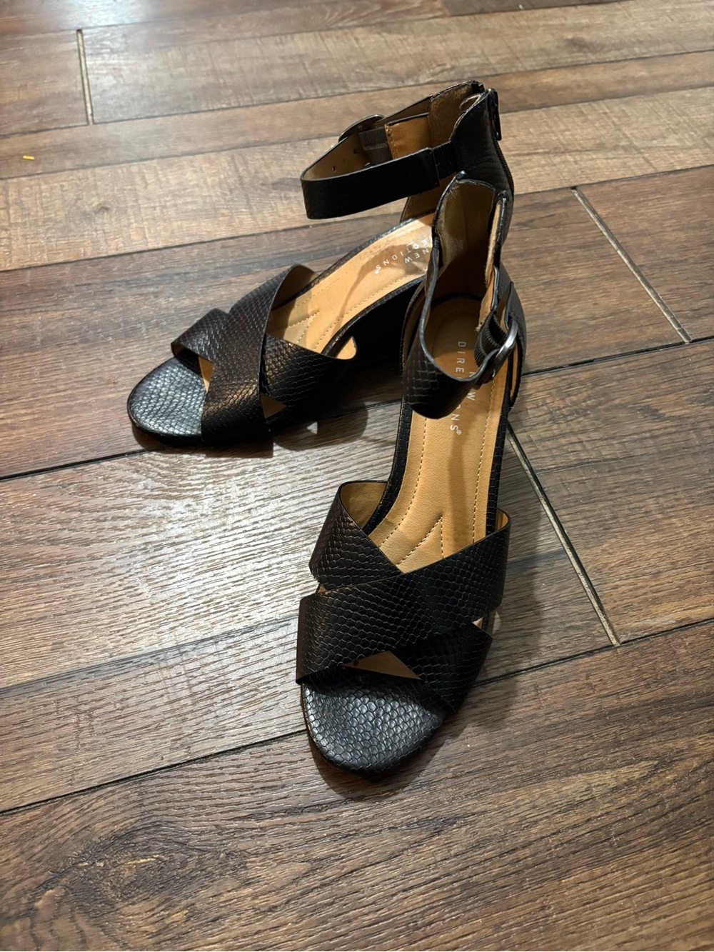 Ankle-Strap Black Sandals with Textured Cross-Strap